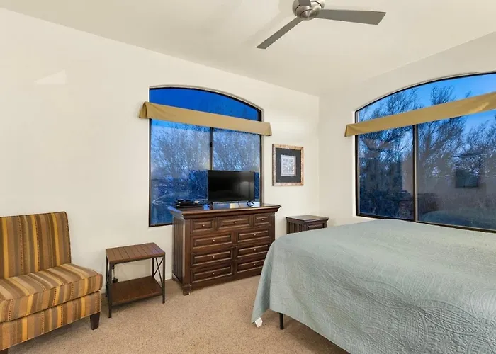 Casitas At Sabino Springs